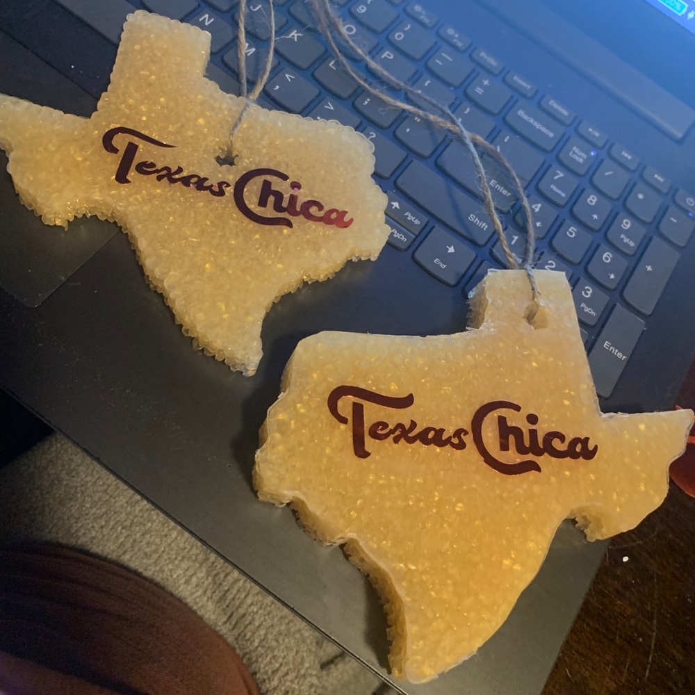 Texas chica freshies please read!!!!! - Picture 1 of 3
